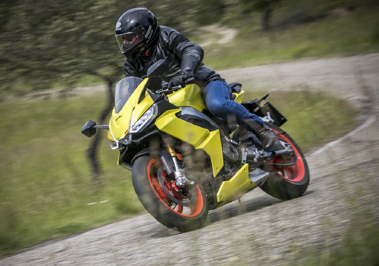 aprilia rs 660 2021 essai mv UNE - Vintage