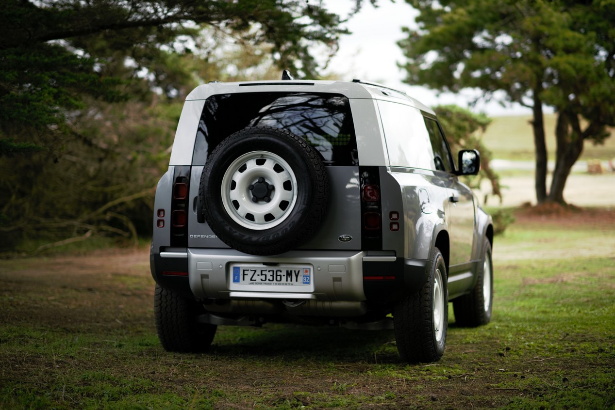 land rover defender 90 hard top 2021 8 - Vintage