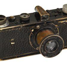 Un appareil photo Leica vendu 14,4 millions d'euros
